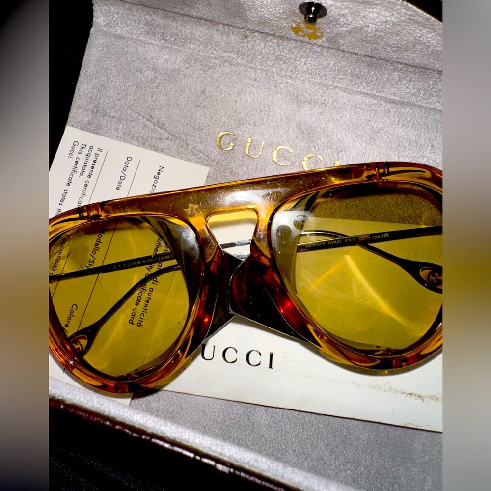 Tortoise 🐢 shell Gucco aviators with silver mirror blinders on sides